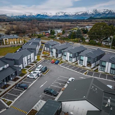 Albert Town Wanaka Riverside Townhouse Retreat מראה חיצוני תמונה