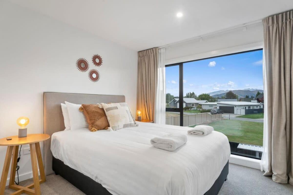 Albert Town Wanaka Riverside Townhouse Retreat מראה חיצוני תמונה