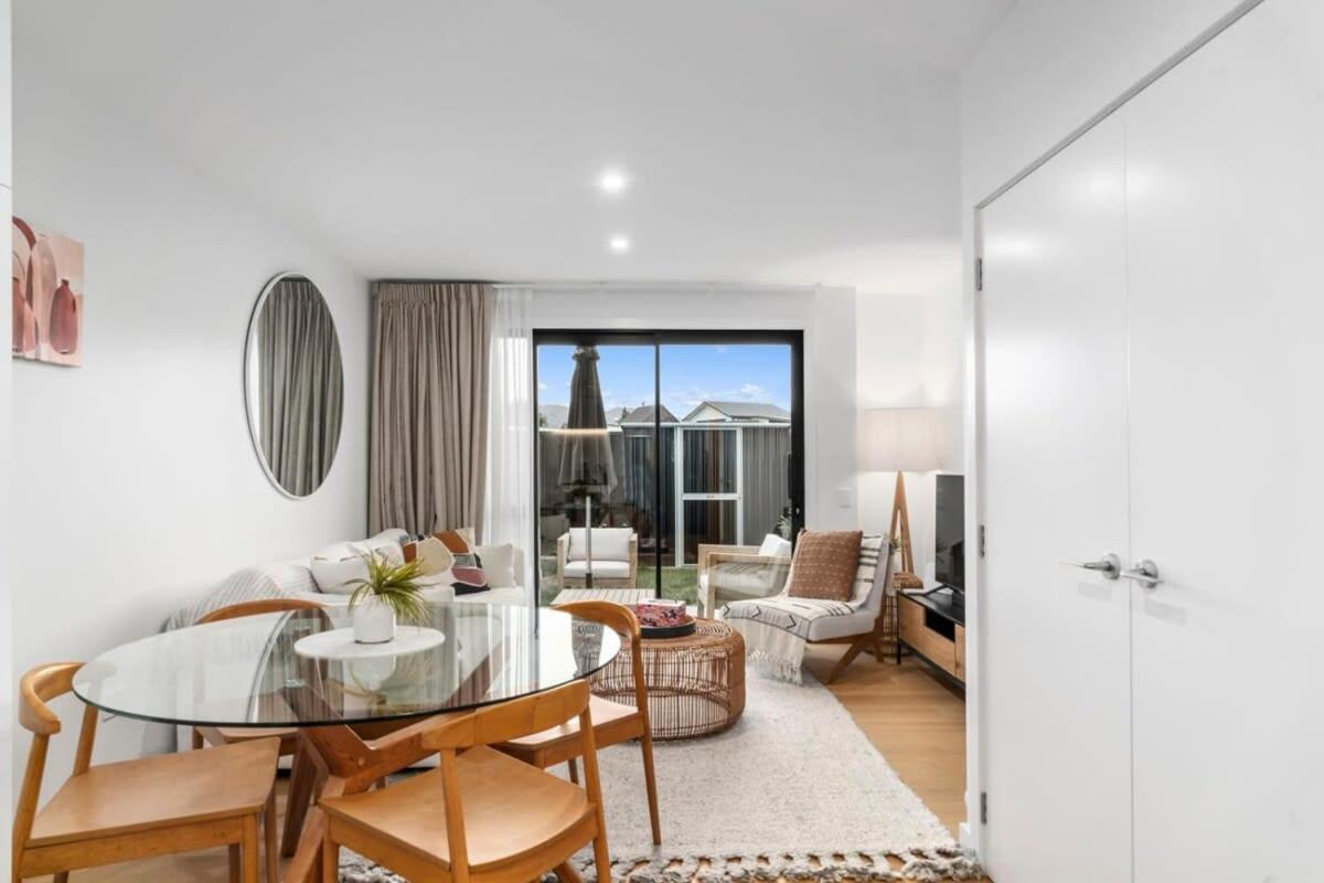 Albert Town Wanaka Riverside Townhouse Retreat מראה חיצוני תמונה