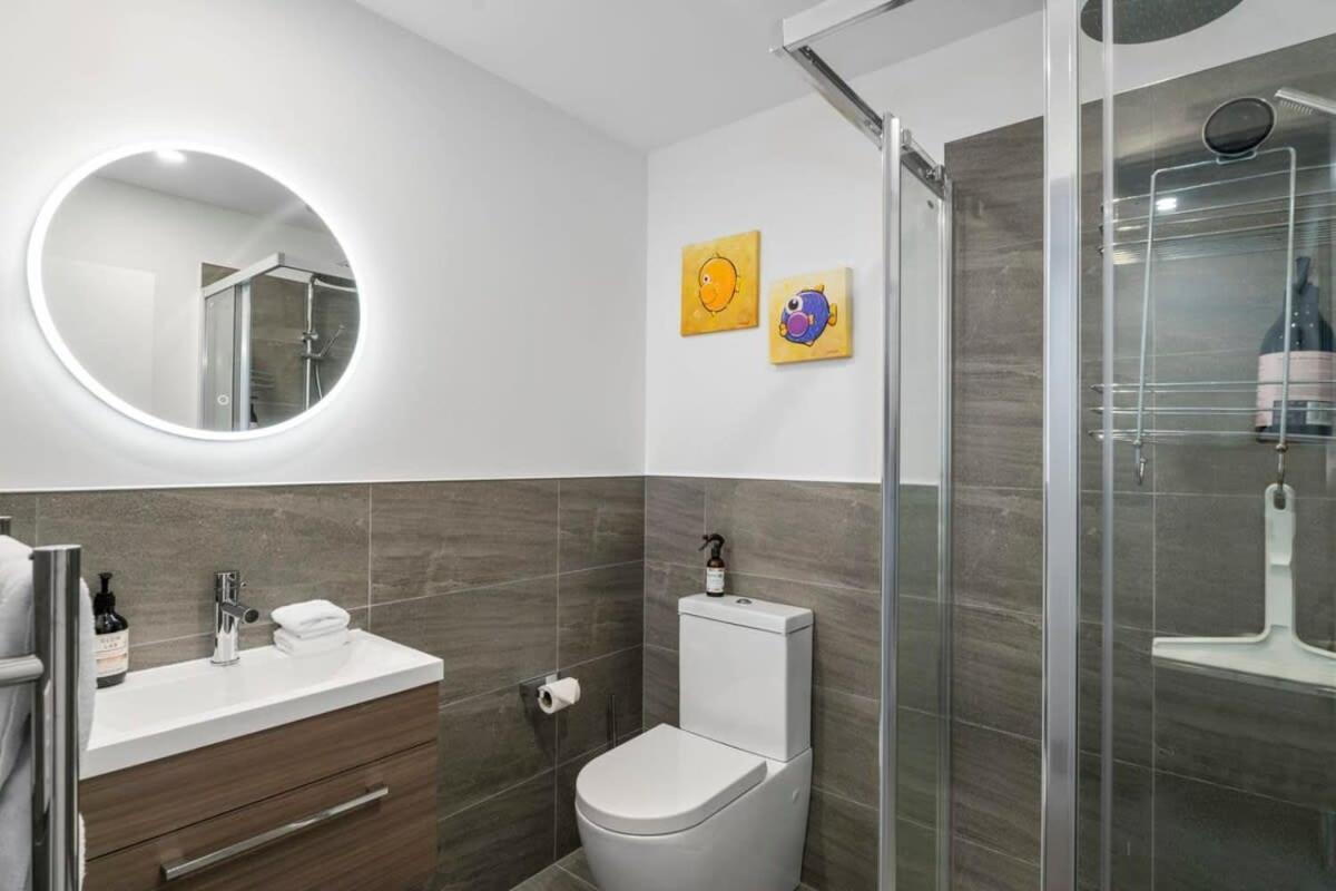 Albert Town Wanaka Riverside Townhouse Retreat מראה חיצוני תמונה