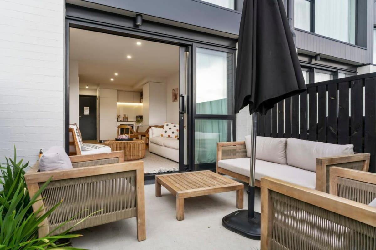 Albert Town Wanaka Riverside Townhouse Retreat מראה חיצוני תמונה