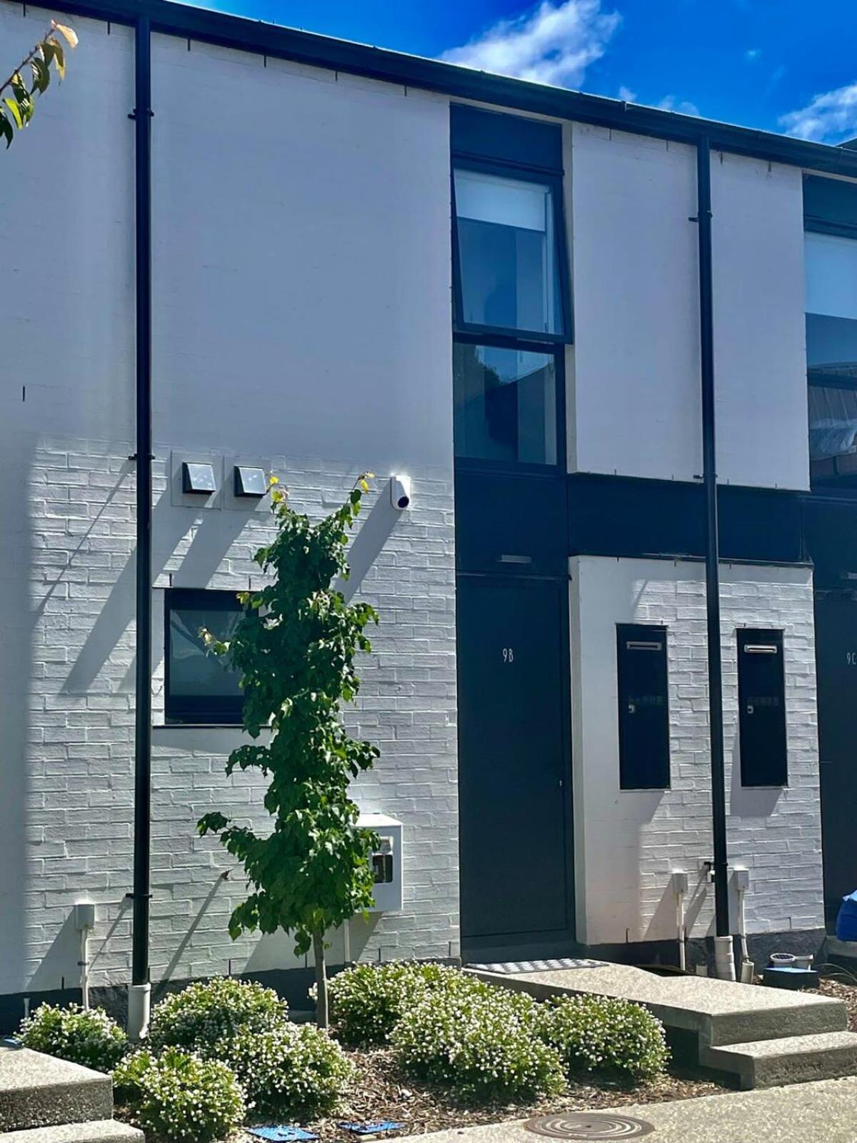 Albert Town Wanaka Riverside Townhouse Retreat מראה חיצוני תמונה